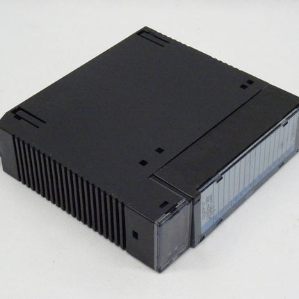 GE Fanuc IC693MDL742K / G591651 1110 / G5916511110