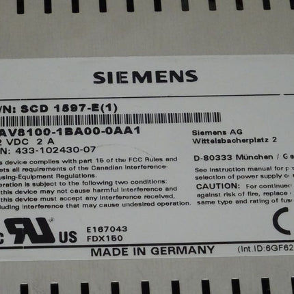 Siemens 6AV8100-1BA00-0AA1 Control Monitor 6AV8 100-1BA00-0AA1 / 12VDC 2 A