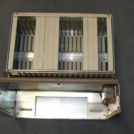 Siemens 6ES5155-3UA11 / 6ES5 155-3UA11 Rack  E.03