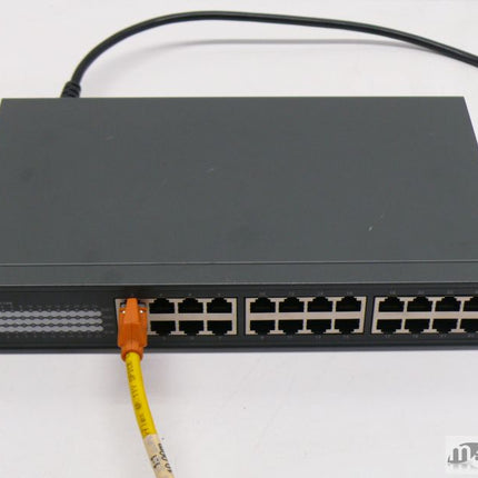 SMC EZNET-24SW 721.7439 24 -Port Switch