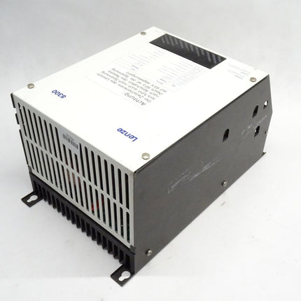 Lenze 8300 8306 E S0 Frequenzumrichter 3A2660 // 9/7237/XG 45 // 4,5A