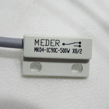 Meder Sensor MK04-1C90C-500W X8/2 / Neu