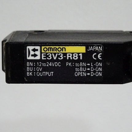 Omron E3V3-R81 Photoelectric Sensor