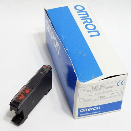 Omron E3X-DA9 Digital Fiber Amplifier Unit / Neu OVP