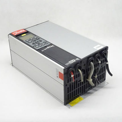 Danfoss VLT6002HT4C20STR3DLF00 / 175Z7022 2.2kVA Frequenzumrichter