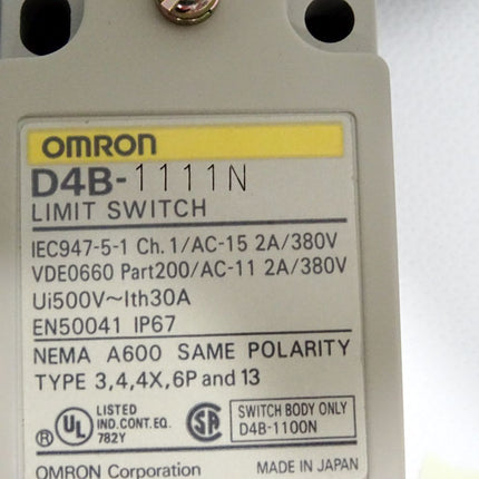 Omron D4B-1111N  Limit Switch / Neu OVP