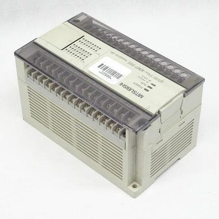 Mitsubshi FXon-40MT-DSS MELSEC Transistoreinheit / programmierbarer Kontroller 24VDC / 20W