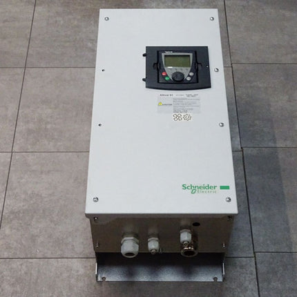 Schneider Altivar 61 variable speed drive ATV61 ATV61WD18N4 18.5kW