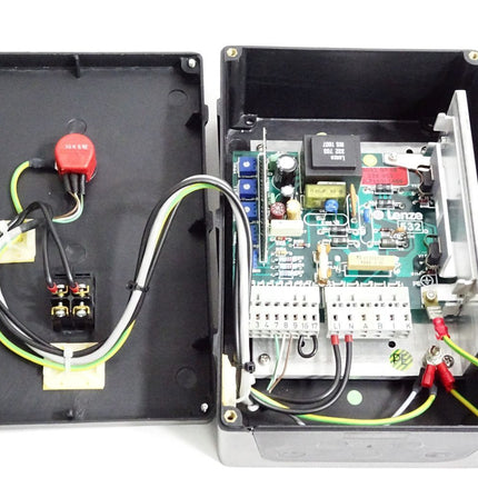 Lenze Drehzahlregler 532_G.1B 336304 - Gehäuse mit Steuerung 5032 GP.1B 336303