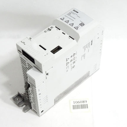 Lenze inverter i550 I55AE137B10V10000S - Defekt