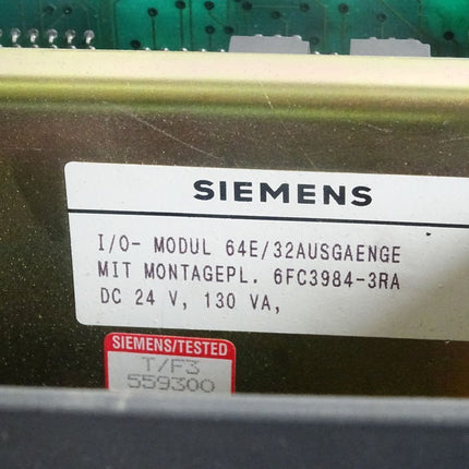 Siemens Steuertafel mit I/O-Modul 64E/32 Ausgänge mit Montageplatte 6FC3984-3RA 24VDC 130VA