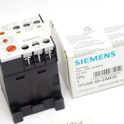 Siemens Zeitrelais 7PU8640-2AB30 / Neu OVP