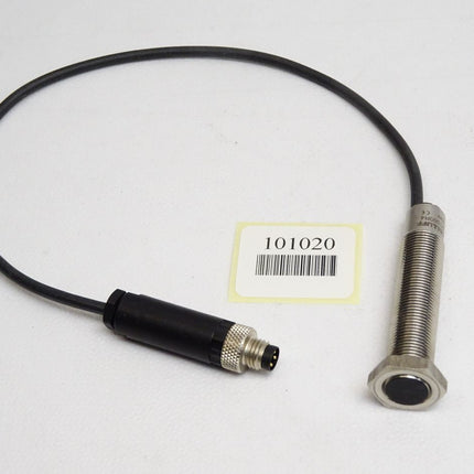 Balluff BCS00R4 BCS M12B4I1-PSC40D-EP02 Kapazitiver Sensor zur Objekterkennung / Neu