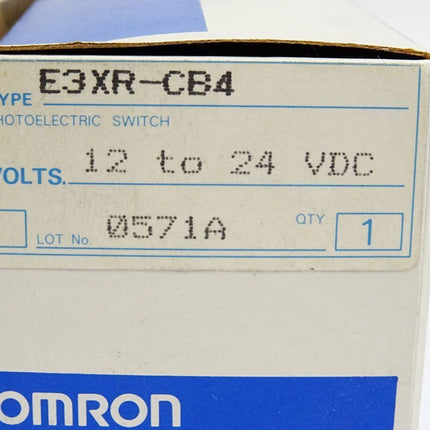 Omron E3XR-CB4 Photoelectric Switch / Neu OVP