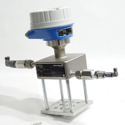 Endress+Hauser Durchflussmessgerät 8C1B06-1HW8/0 Sensor C Cubemass 100 8C1B06-AADRAAQSACVSA+ / Neuwertig