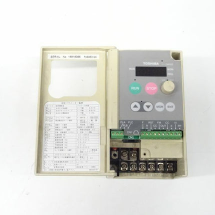 Toshiba VFS7E-2001PY-A9 Transistor Inverter 0,7A 0,3kVA