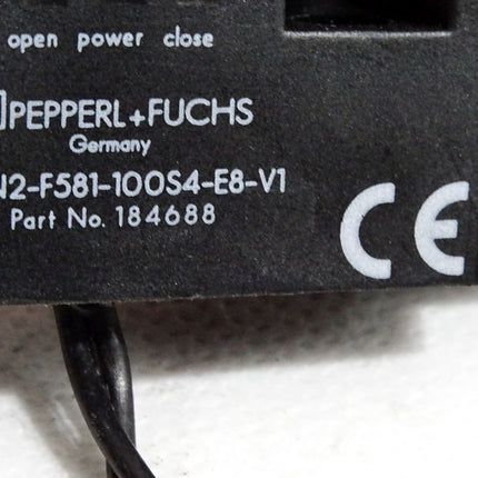 Pepperl+Fuchs 184688 Induktives Abfrageset NBN2-F581-100S4-E8-V1