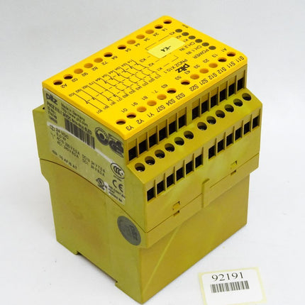 Pilz PNOZ X10.1 24VDC 6n/o 4n/c 6LED 774749