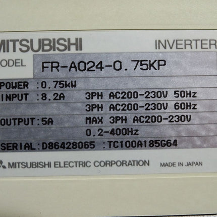 Mitsubishi Inverter FR-A024-0.75KP FR-A024-0.75K-P 0.75kW + Parameter Unit FR-PU03