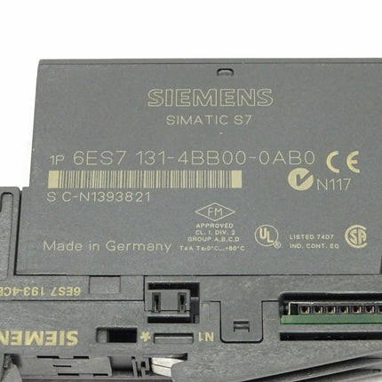 Siemens 6ES7193-4CB20-0AA0 + 6ES7131-4BB00-0AB0