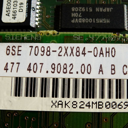 Siemens Simovert Wechselrichter 6SE7026-0TD61 mit Optionskarte 6SE7098-2XX84-0AH0 6SE7090-0XX84-0AH2 6SE7090-0XX84-0FF5 6SE7090-0XX84-0KA0 6SE7090-0XX84-0AB0