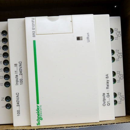 Schneider Electric SR2 E121FU SR2E121FU compact smart relay Zelio Logic 054978 / Neu OVP