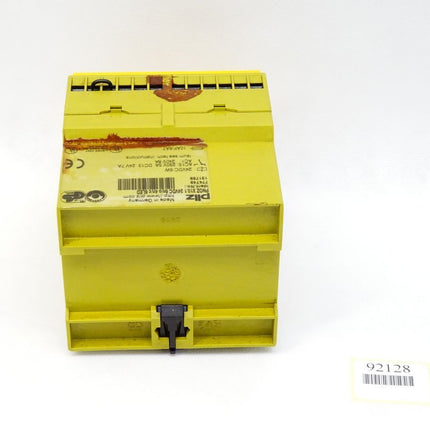 Pilz PNOZ X10.1 24VDC 6n/o 4n/c 6LED 774749