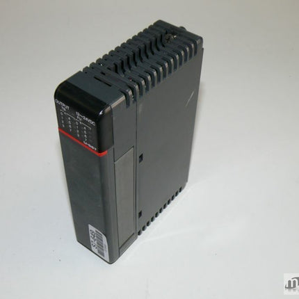 Siemens U-55T Simatic OUTPUT REALY MODULE 12-24V