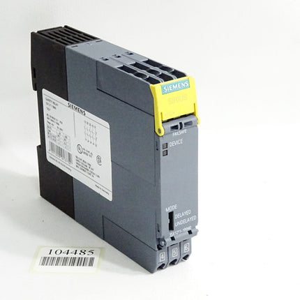 Siemens 3SK1211-1BB40 Safety Relay / Neuwertig