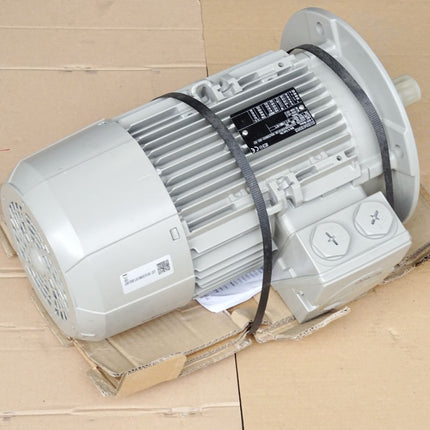 Siemens Getriebemotor 1AV3104B 1LE1003-1AB43-4FA4 2.2kW 1465min-1 Unbenutzt