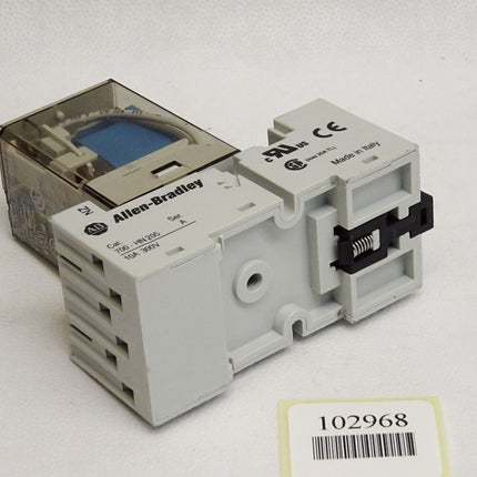 Allen Bradley Relais 700-HA33Z24-3 mit Sockel 700-HN205