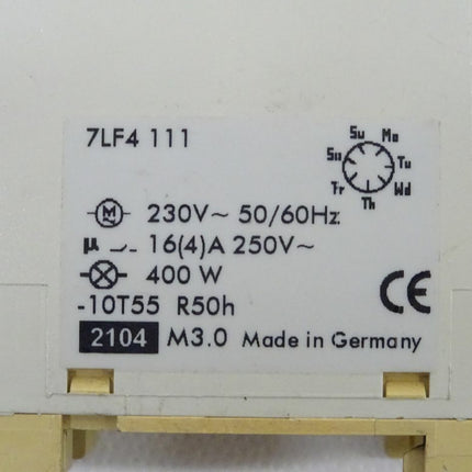 Siemens 7LF4111 / 7LF4 111 Digitale Zeitschaltuhr 230V 50/60Hz 10T55