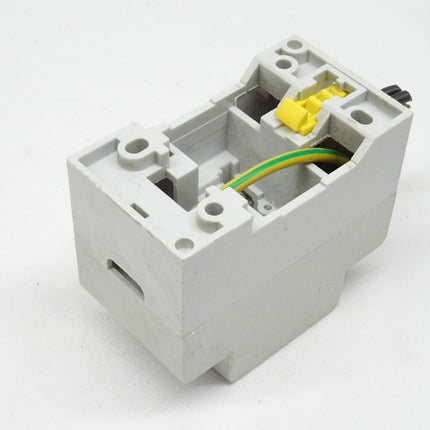 Legrand 03235 Power Adapter Sockel