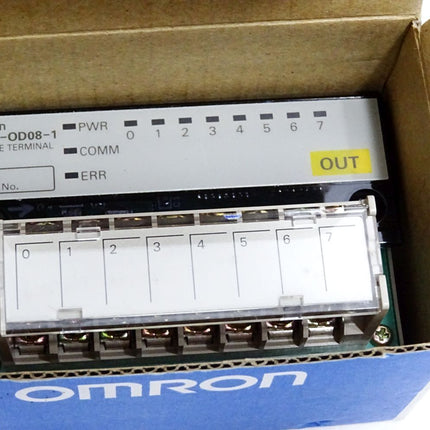 Omron SRT1-OD08-1 Remote Terminal / Neu OVP