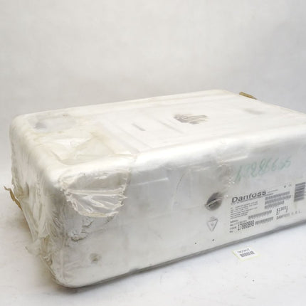 Danfoss Frequenzumrichter 178B0898 / VLT6004 4.0kVa VLT6004HT4B20STR3DLF00A32C0 / Neu OVP