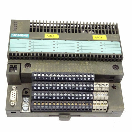 Siemens SIMATIC ET200B 6ES7132 / 132-0BH01-0XB0 + 6ES7193 / 193-0CA20-0XA0 E: 03