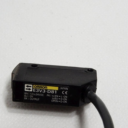 Omron E3V3-D81 Photoelectric Sensor  / Neu OVP