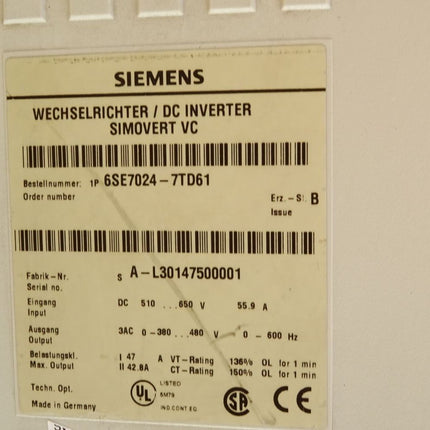 Siemens Simovert Wechselrichter 6SE7024-7TD61 mit Optionskarte 6SE7098-2XX84-0AH0 6SE7090-0XX84-0AH2 6SE7090-0XX84-0FF5 6SE7090-0XX84-0KA0 6SE7090-0XX84-0AB0