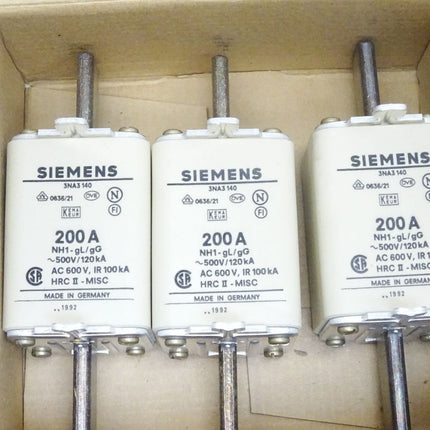 Siemens NH-Sicherungseinsätze HRC-Fuse-links 200A AC500V NH1 / 3NA3140 / Inhalt : 3 Stück / Neu OVP