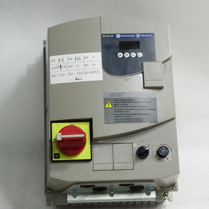 Schneider Electric ATV28EU29M2 Frequenzumrichter 1.5kW