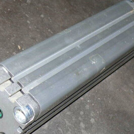 FESTO ADVU-40-210-A-P-A  Pneumatikzylinder ADVU40210 Pneumatik Zylinder