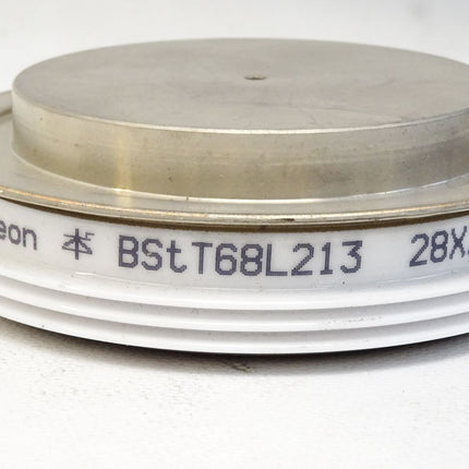 Infineon Thyristor BStT68L213 28X2