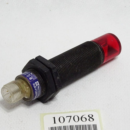 Telemecanique XU5-P18PP340WD XU5P18PP340WD Photoelectric sensor