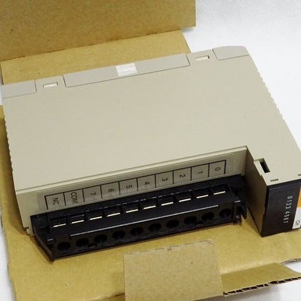 Omron C200H-IM211 Input Unit / Neu OVP