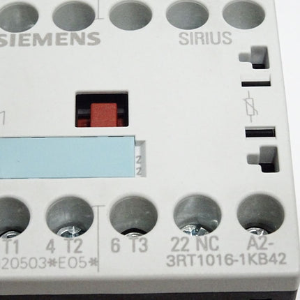 Siemens 3RT1016-1KB42 Leistungsschütz / Neu