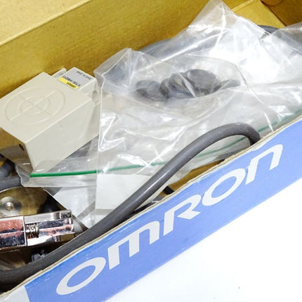 Omron V700-HMD11 ID R/W Head / Neu OVP