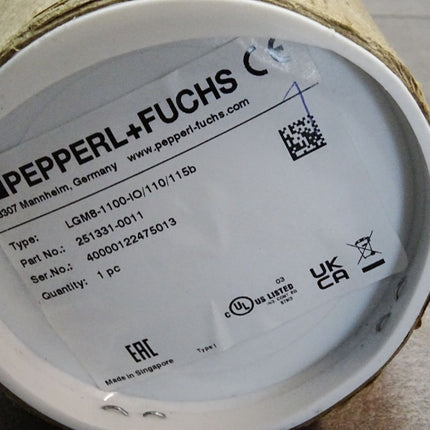 Pepperl+Fuchs Lichtgitter 251331-0011 LGM8-1100-IO/110/115b / Neu OVP