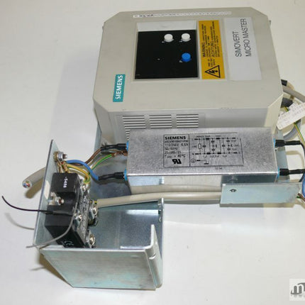 Siemens MicroMaster 6SE3013-4BA07-3KK0 / 4693057 / G85139-D2792-A075 //