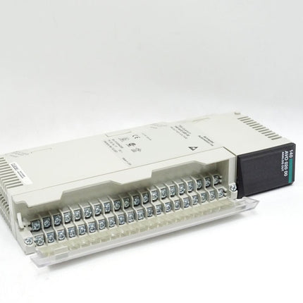 Schneider Electric TSX Quantum Analoges Ausgangsmodul 140 AVO 020 00 140AVO02000