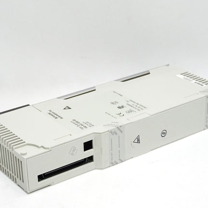 Schneider Electric TSX Quantum Analoges Eingangsmodul 140AVI03000 140 AVI 030 00